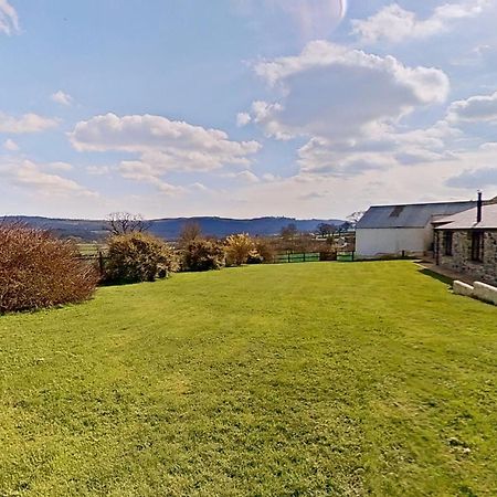 Apartamento The Barn. Carmarthen Exterior foto