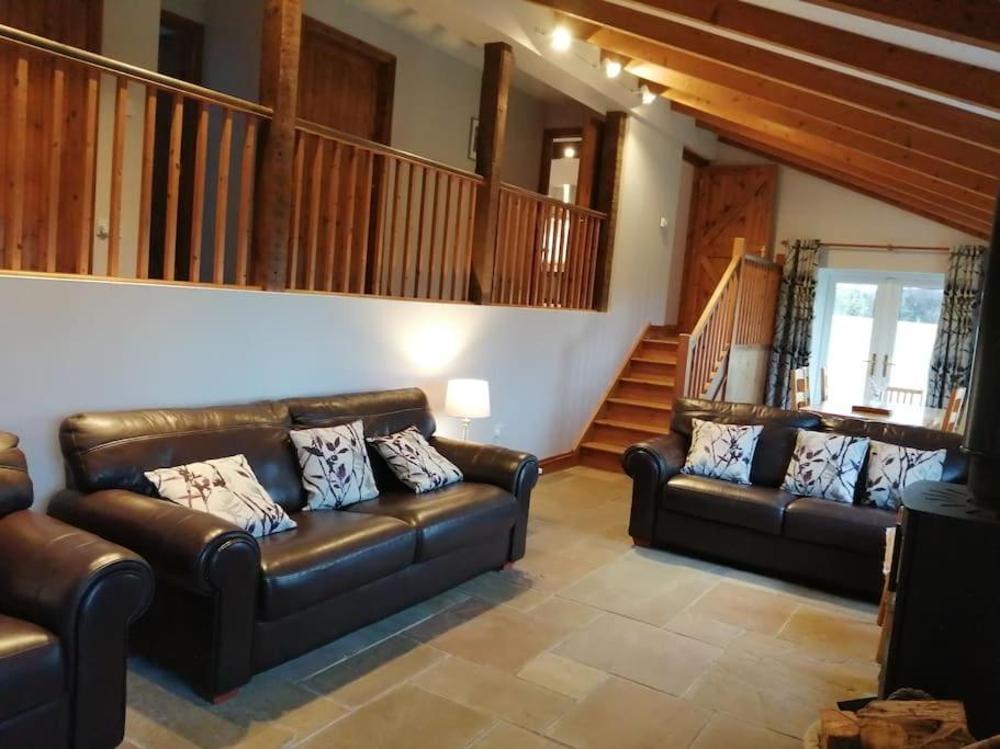 Apartamento The Barn. Carmarthen Exterior foto