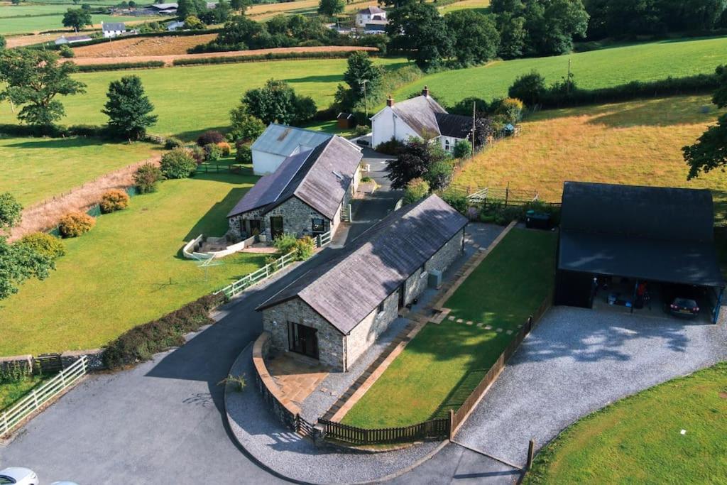 Apartamento The Barn. Carmarthen Exterior foto